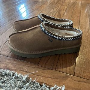 Ugg Tasman